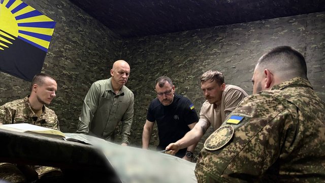 Клименко посетил Донецкую область, встретился с военными и представителями ОВА