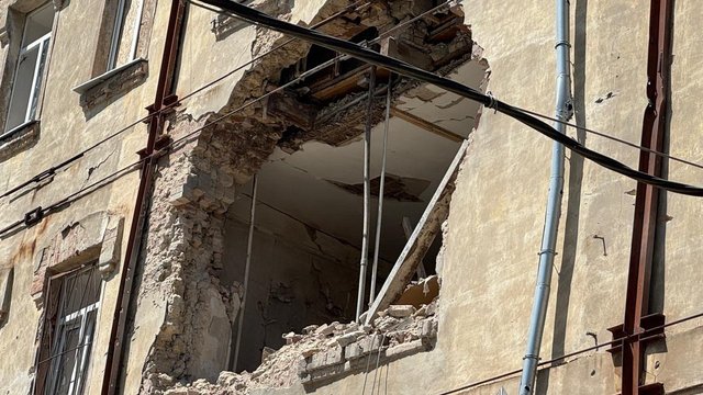 В результате российских обстрелов на Херсонщине 7 человек погибли и 9 ранены, среди них - 3 полицейских