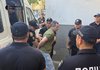 Підозрюваний у вбивстві Парубія сказав журналістам, що визнає свою провину і хоче обміну на українських військових