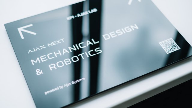 Ajax Systems відкрила в КПІ лабораторію конструювання та робототехніки