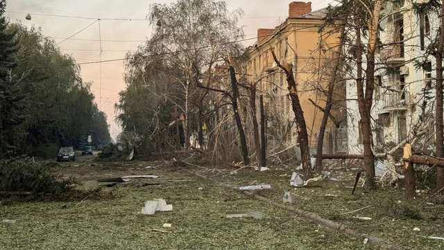 Росіяни вдарили КАБами по Краматорську, поранено 9 людей