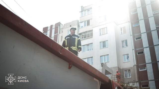 Аварійно-рятувальні роботи у Святошинському районі столиці завершено – ДСНС