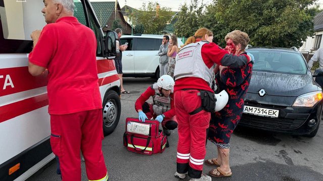 УЧХ допомагає постраждалим від атаки РФ у Житомирі та Вінниці
