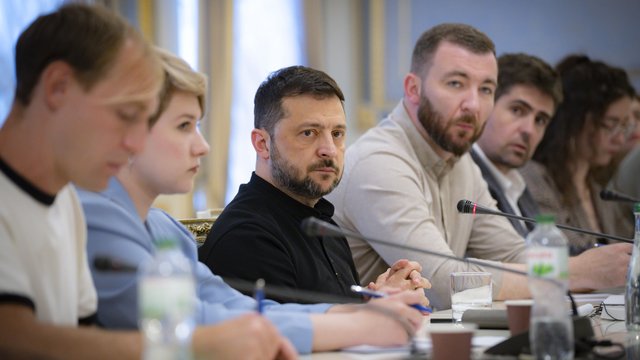 Зеленський: Ніхто не розглядає "корейську" чи будь-яку іншу модель завершення війни
