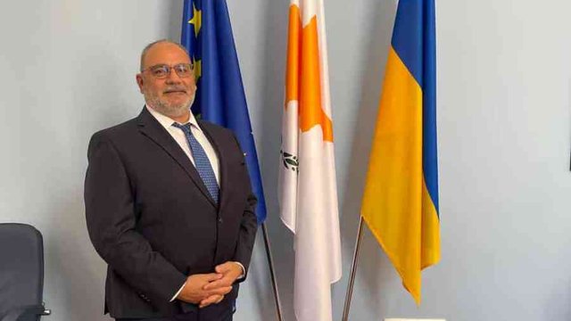На Кіпрі наразі перебуває близько 28 тисяч українських біженців – посол