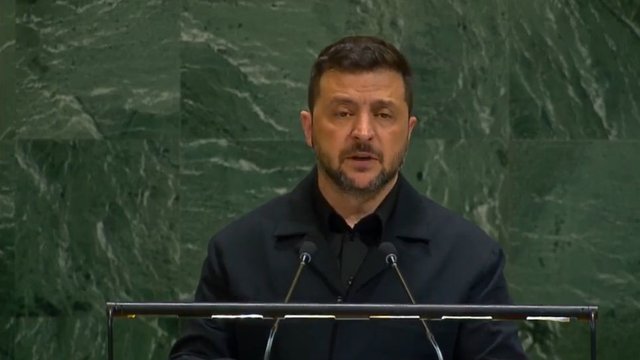 Украина имеет дроны, которые могут лететь на 2-3 тыс. км, - Зеленский