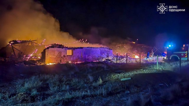Зеленський: Масовані повітряні удари – свідома стратегія Росії залякування цивільних