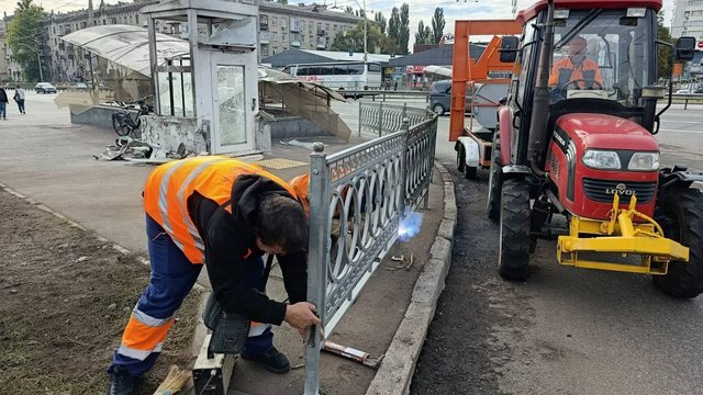 В Киеве продолжается ликвидация последствий обстрела, работа интернет-сети КП "Киевпастранс" постепенно восстанавливается