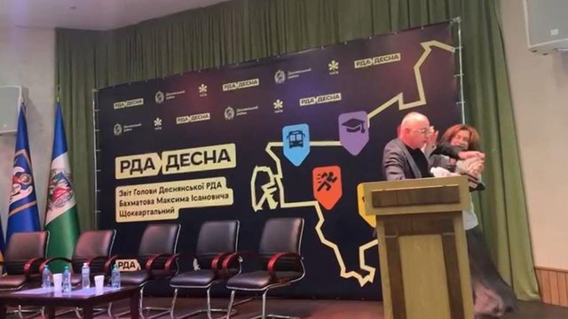 Комісії Київради підтримали звернення до президента про звільнення очільника Деснянської РДА Бахматова за аморальні дії