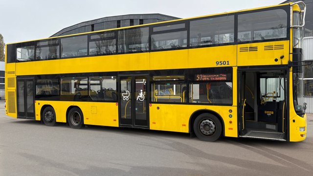 Двоповерховий автобус вперше вийде на київський маршрут на вихідних в тестовому режимі