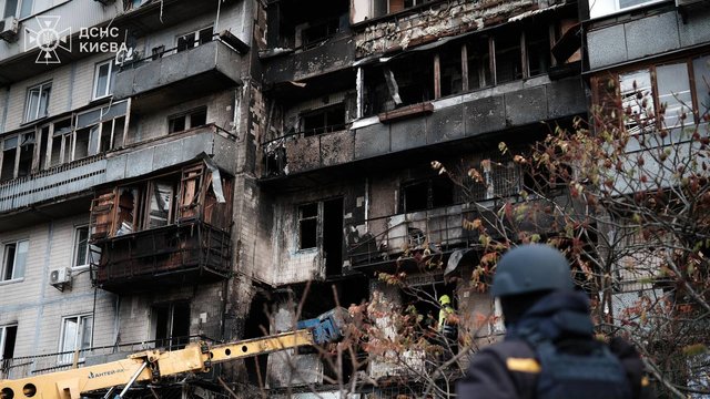 У Києві завершено роботи по ліквідації наслідків ворожого обстрілу в Деснянському районі