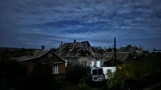 Оккупанты в 2 раза нарастили обстрелы городов и сел Донецкой области, двое гражданских погибли, 10 ранены