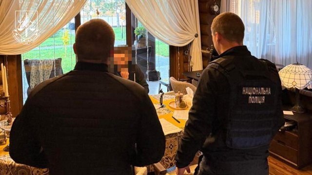 Посадовці Одеської міськради привласнили понад 1,6 млн грн під час закупівель для ЗСУ