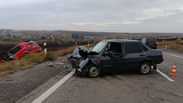 Семеро пострадавших в результате ДТП в Харьковской области