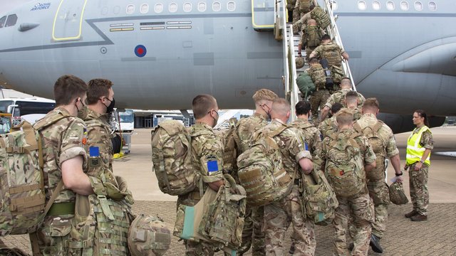 Великобритания "готова потратить более GBP100 млн" на возможное развертывание британских войск в Украине - министр обороны