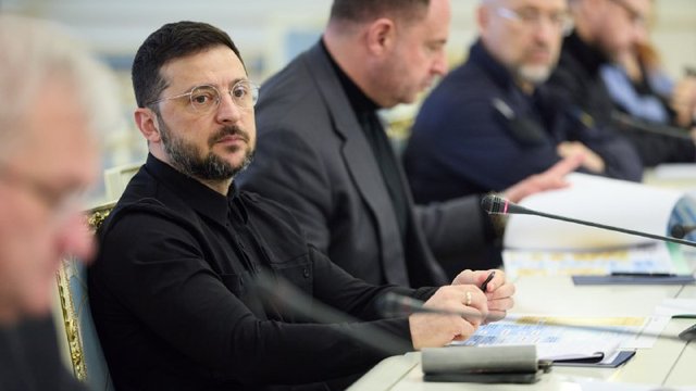 Зеленский поручил обеспечить безотлагательно 100% финансирования для импорта газа, уже есть 70% - совещание с чиновниками
