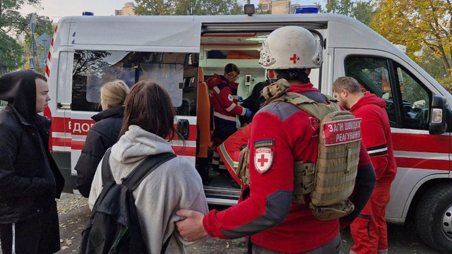 УКК помогал ликвидировать последствия российских воздушных атак в Киеве и Запорожье