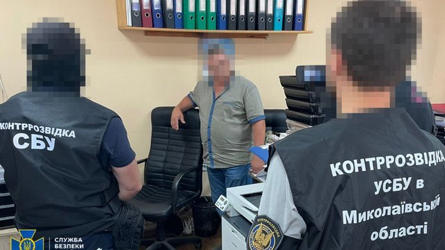 Пара з Миколаєва "полювала" для ворога за секретними розробками оборонної промисловості - СБУ