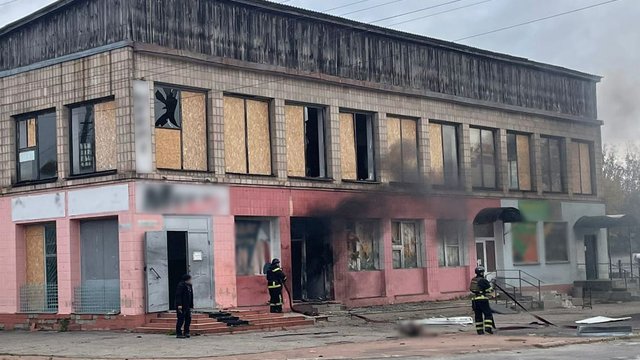 Оккупанты 22 раза обстреляли Черниговскую область за сутки, в Семеновке есть погибший, под Нежином горит нефтебаза