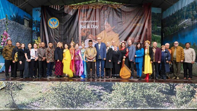 Посольство Республики Индонезия в Украине организовало "День батика"