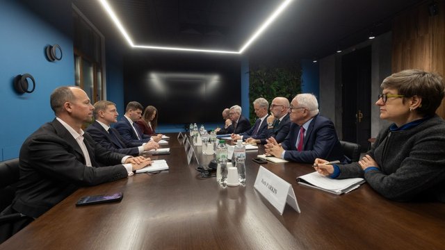 В Офісі президента відбулася зустріч із делегацією Ірландії, говорили про енергетику, членство України в ЄС та санкції проти РФ
