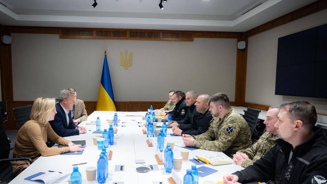 Украина внимательно изучает каждое предложение партнеров - Умеров после встречи с американской делегацией