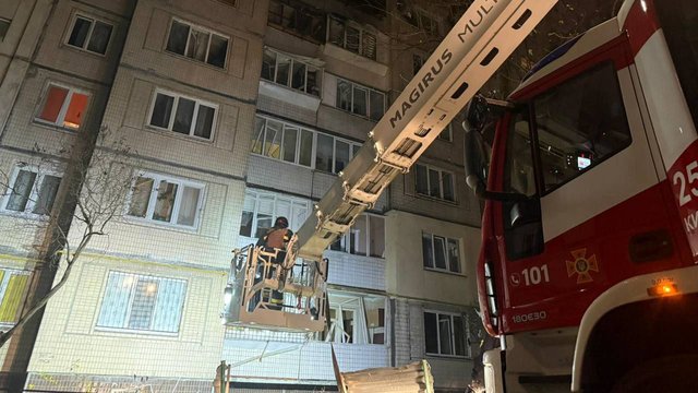 У Києві внаслідок ракетного удару РФ загинуло три людини, 26 поранені, врятовано понад 40 осіб – ДСНС