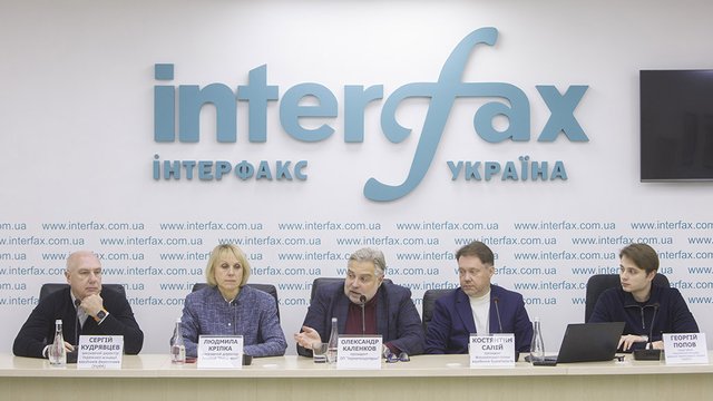 Промышленники призвали не повышать тарифы на грузовые перевозки и э/э из-за риска падения производства и остановки предприятий