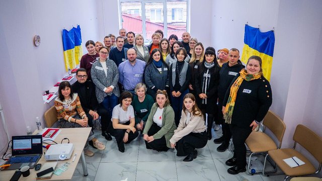 УЧХ провів серію тренінгів з першої психологічної допомоги для держслужбовців