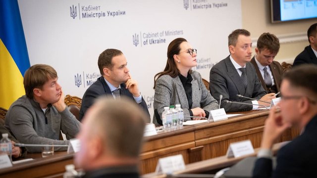 Уряд провів засідання Антикризового енергетичного штабу