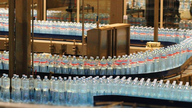 Правительство выставляет на торги активы производителя минеральной воды "Моршинская" и "Миргородская" - Свириденко