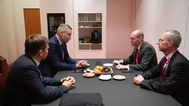 Кличко обсудил с руководством группы ЕБРР дальнейшее сотрудничество и воплощение существующих проектов