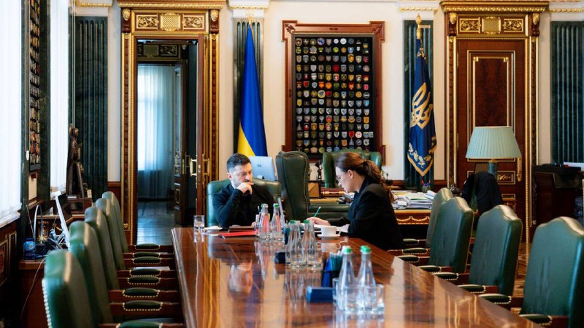 Zelenskyy instructs PM to prevent charges for heating not provided to consumers