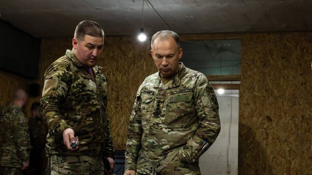 Основное внимание командования ВСУ на всестороннем обеспечении украинской группировки под Покровском - Сырский