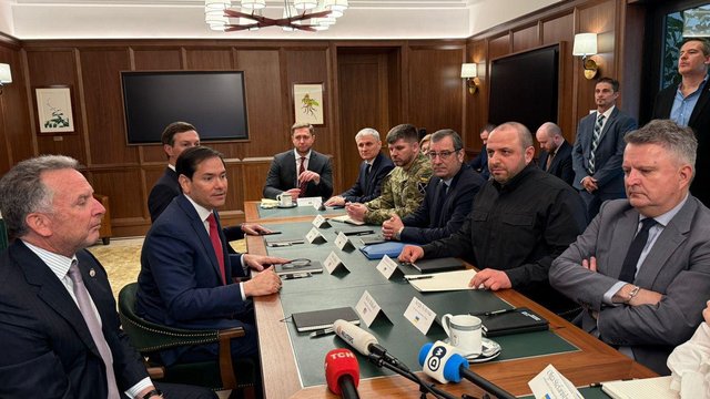 Переговори між делегаціями України та США у Маямі розпочались