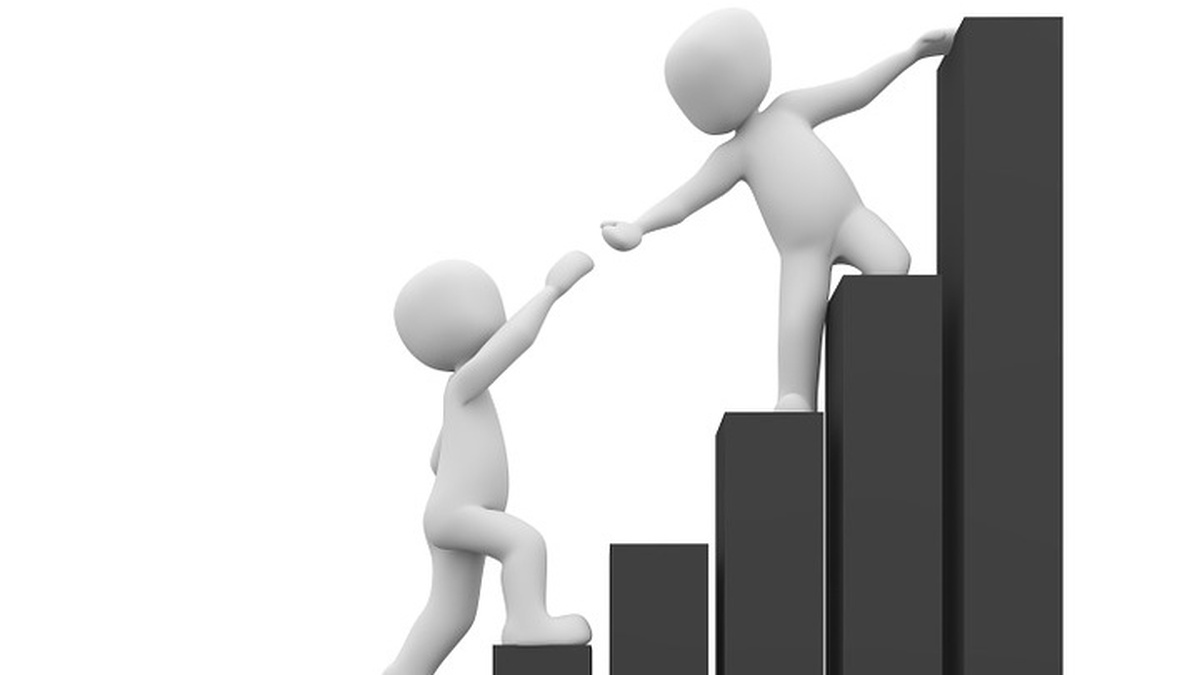 Українці у 2025 р. погіршили ставлення до поляків та росіян і білорусів як у цих країнах, так і в самій Україні, - опитування