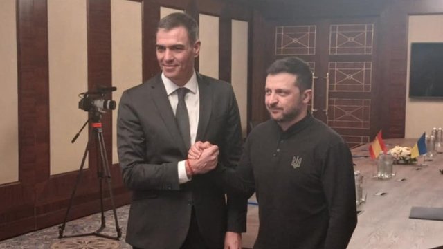 Испания выделит 200 млн евро для восстановления Украины - Санчес