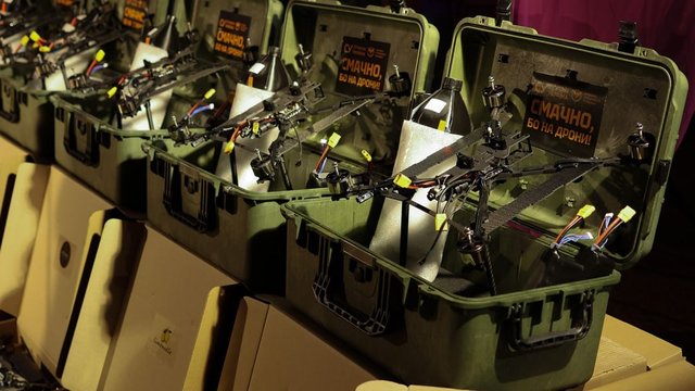 Спецпідрозділ ГУР "Шаманбат" отримав партію FPV-дронів від благодійників