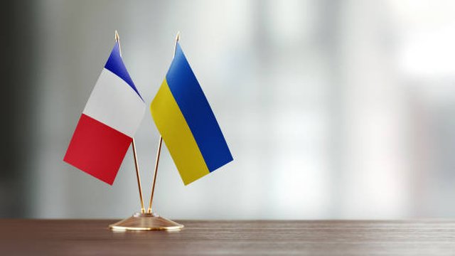 Украина и Франция подписали декларацию о сотрудничестве в обороне