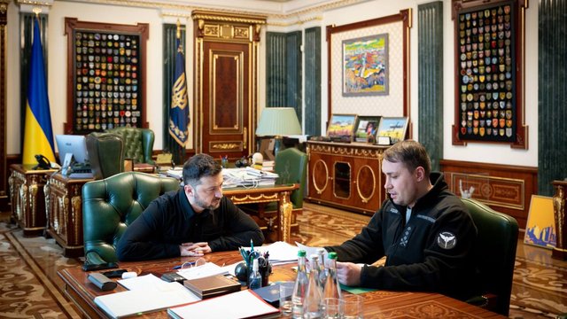 Зеленский поручил военной разведке провести мероприятия в интересах Украины