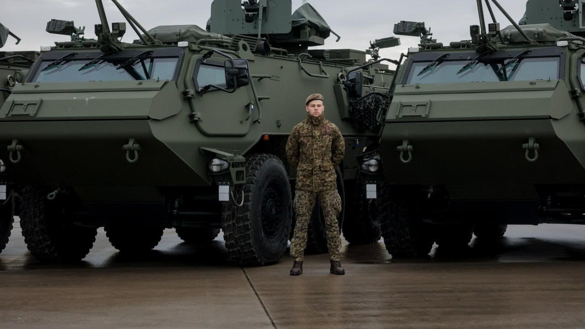 Ukraine receives 21 Patria armored personnel carriers from Latvia