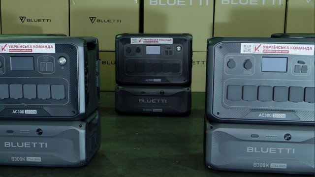 Спецпідрозділ ССО "Рейнджер" отримав партію потужних зарядних станцій від волонтерів "Української команди"