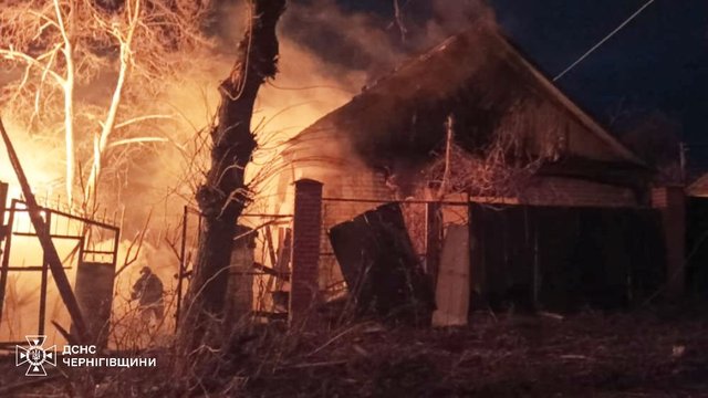 Унаслідок ударів ворожих безпілотників у Новгород-Сіверському загинув чоловік