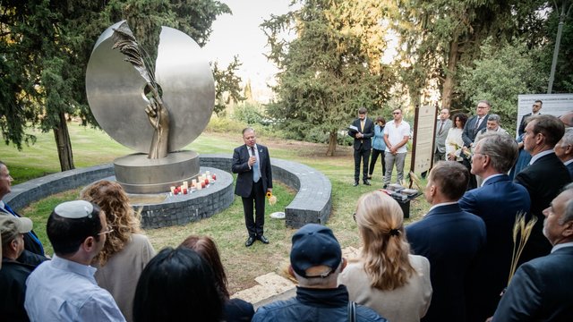 В Ізраїлі встановили пам’ятник жертвам Голодомору в Україні