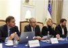 Посольство Узбекистану в Україні провело круглий стіл про оновлену зовнішню політику країни