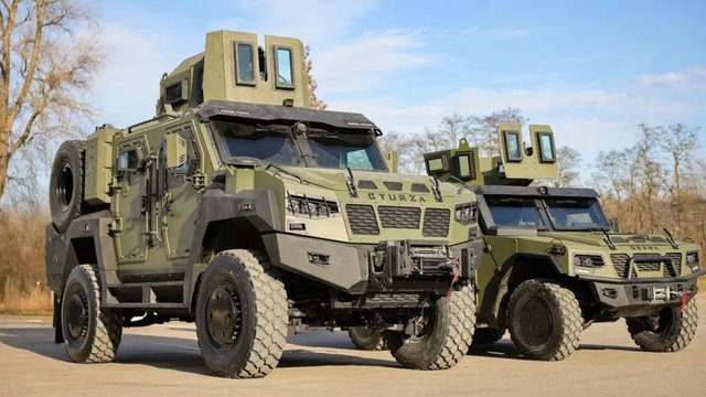 "УкрАрмоТех" представила українську версію HMMWV