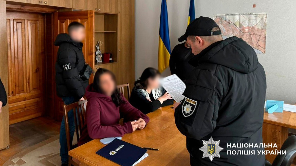 Dnipro councilor fakes business trip, spends 2 weeks vacationing in Greece