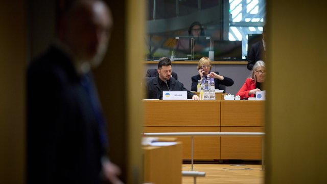 Украина еще не согласовала с США вопросы Донбасса, ЗАЭС, денег - Зеленский