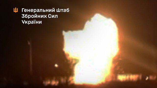 Пожар продолжается в Темрюкском морпорту в РФ с 5 декабря после атаки дронов, уничтожено 70% резервуаров - Генштаб