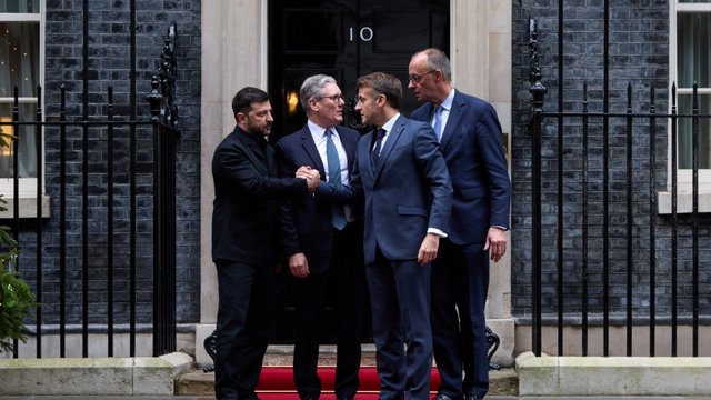 Зеленський в Лондоні: Важливо, щоб над усіма документами ми працювали разом